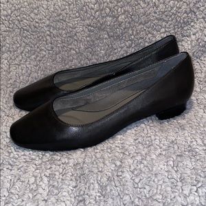 New Aerosoles Square Toe Leather Pumps Black 10